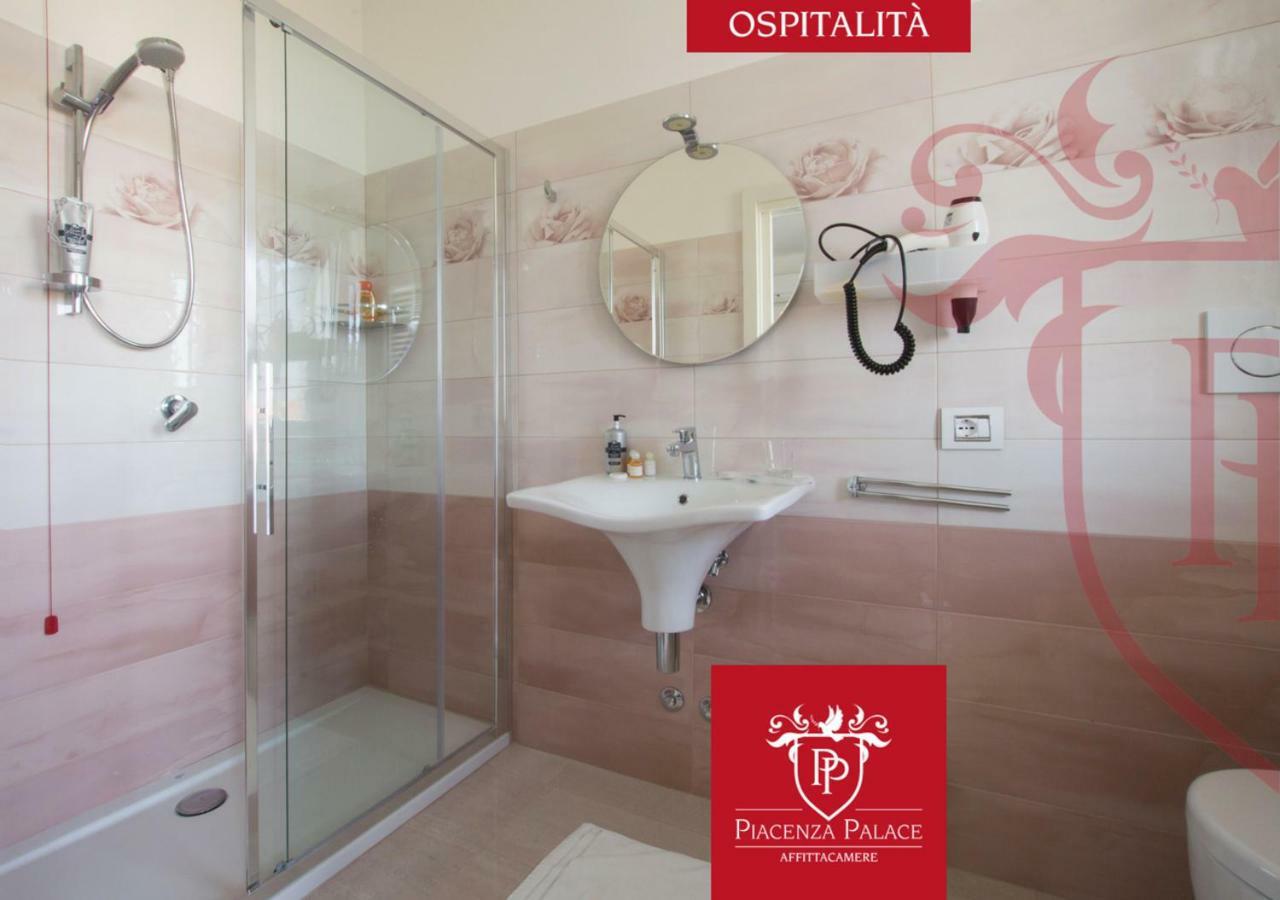 Affittacamere Piacenza Palace 外观 照片
